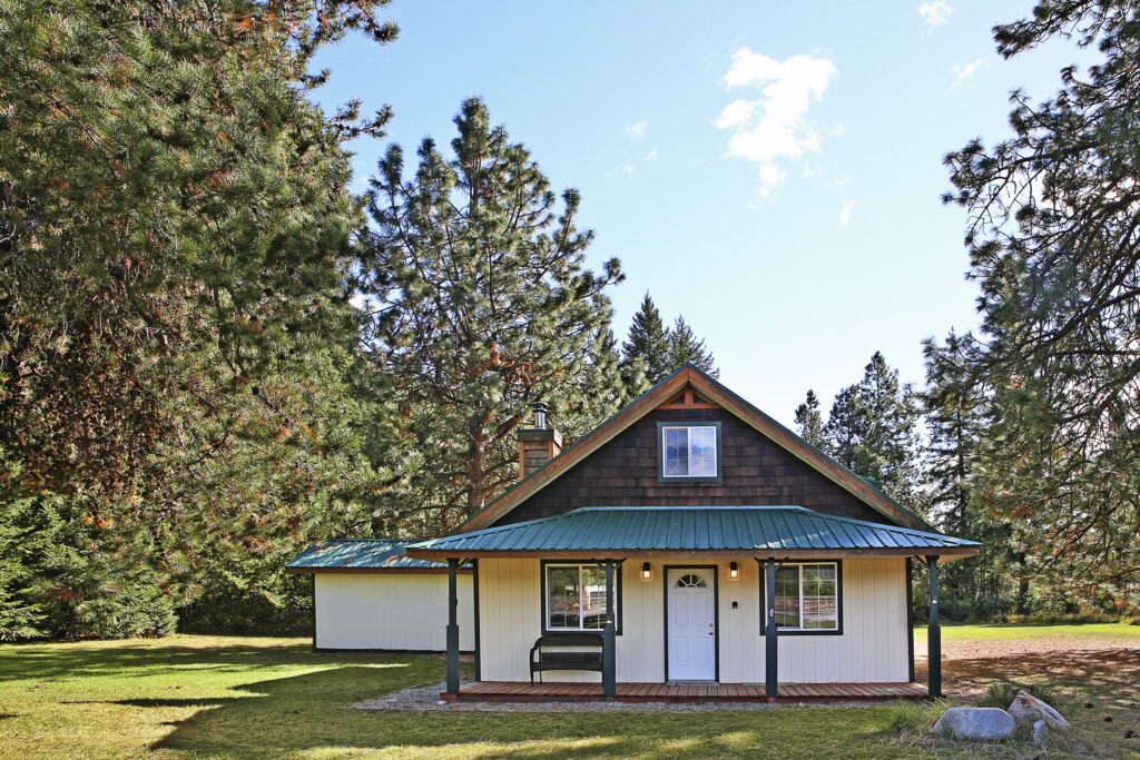 Modern cabin