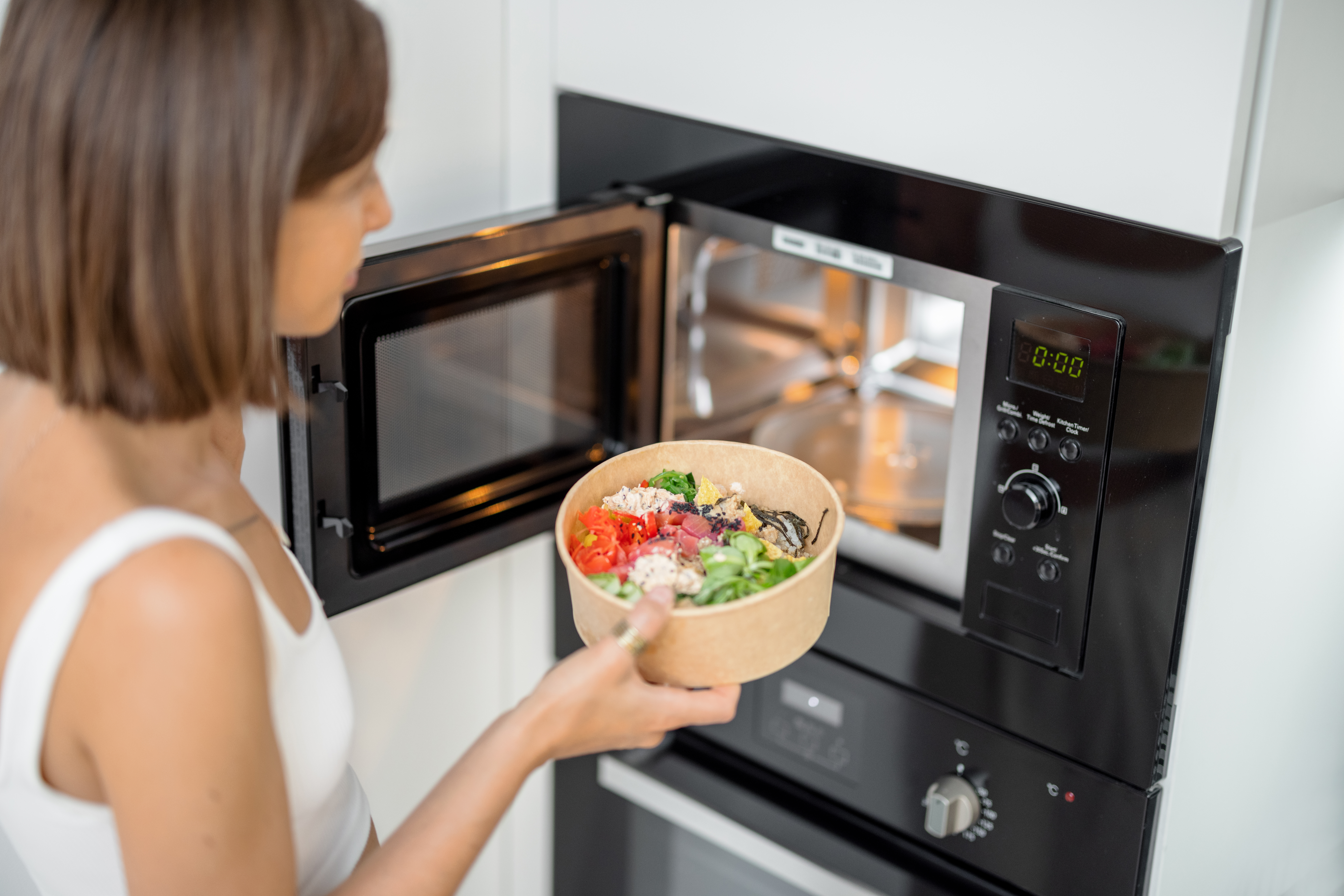 The Complete Guide to Cooking Food in the Microwave